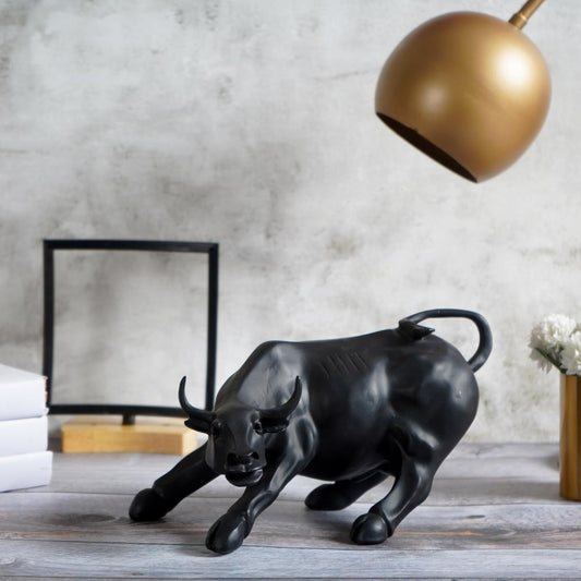 Resin 10" Geometric Statue Black Bull Sculpture Ornament Abstract Animal Figurines Room Desk Decor Home Decoration (Black), Pack of 1